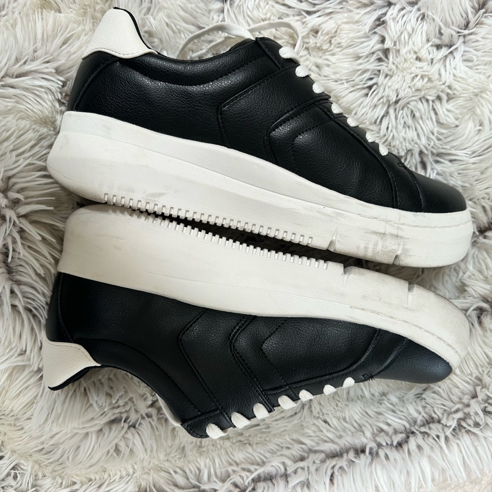 Dr. Scholl's Time off sneakers Black and White